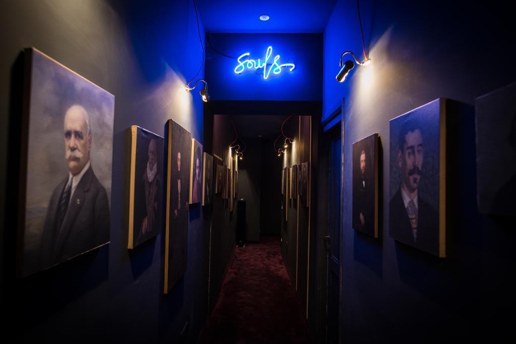 Adastra Suites Florens Exteriör bild