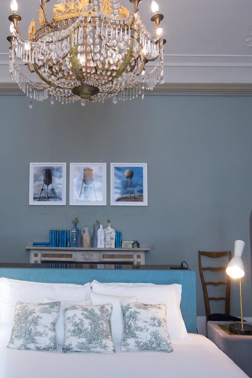 Adastra Suites Florens Exteriör bild
