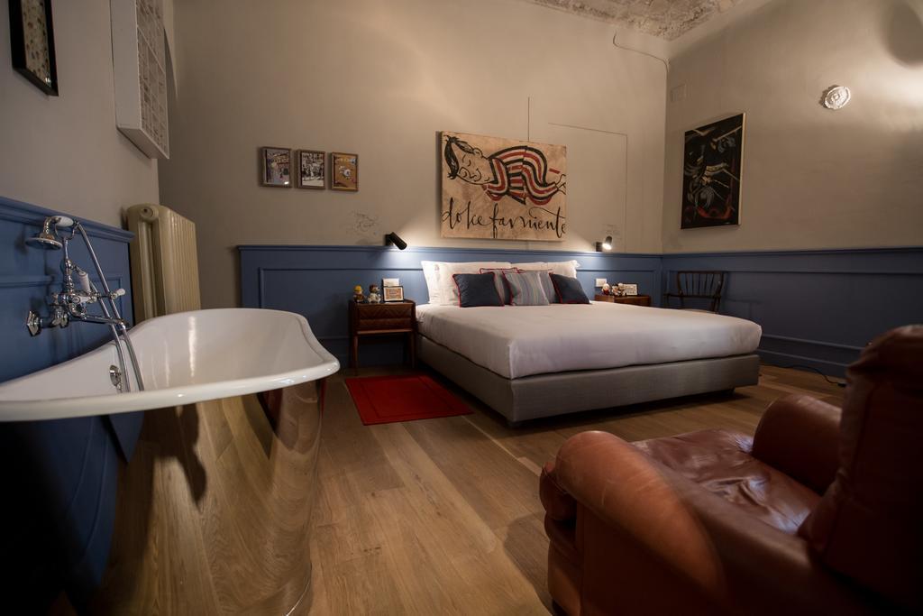 Adastra Suites Florens Exteriör bild